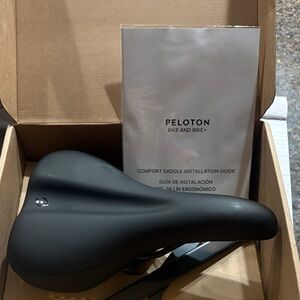 Peloton Black Ergonomic Saddle